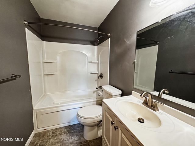 5741 Fairhaven Road, Sylvania, OH 43560