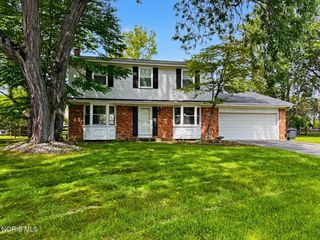 5741 Fairhaven Road, Sylvania, OH 43560