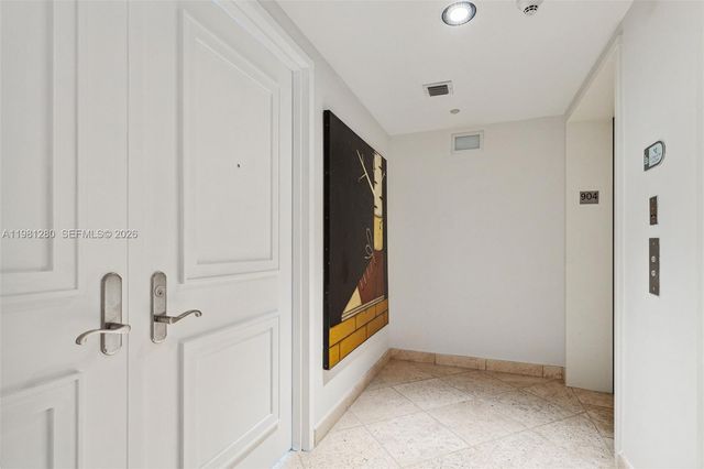 1000 S Pointe Dr 904, Miami Beach, FL 33139