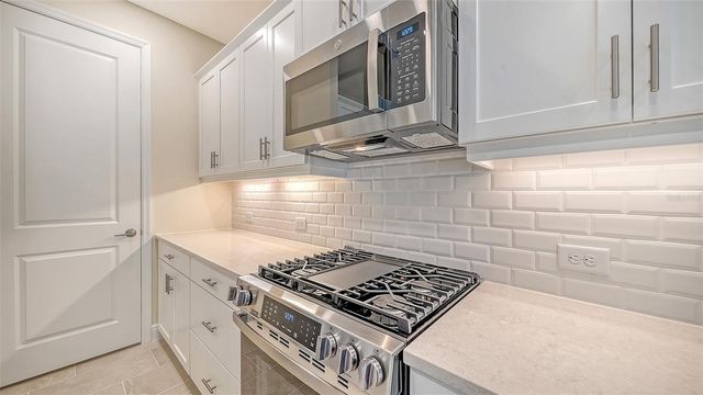 6547 BIG BAYOU DRIVE, Sarasota, FL 34241