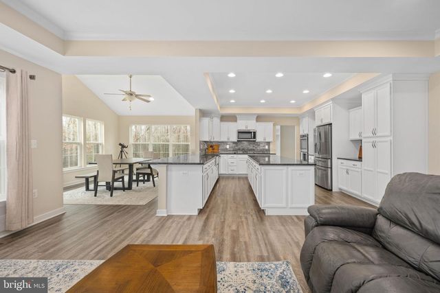 245 SADDLE RIDGE LN, Fredericksburg, VA 22406