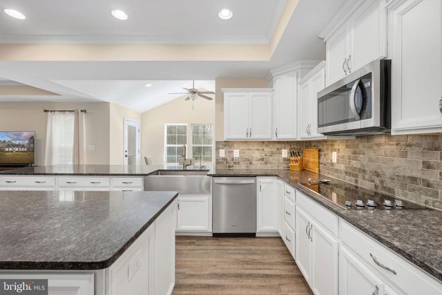 245 SADDLE RIDGE LN, Fredericksburg, VA 22406