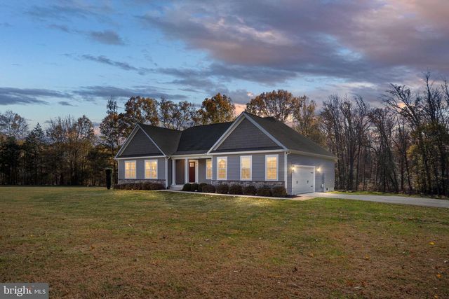 245 SADDLE RIDGE LN, Fredericksburg, VA 22406