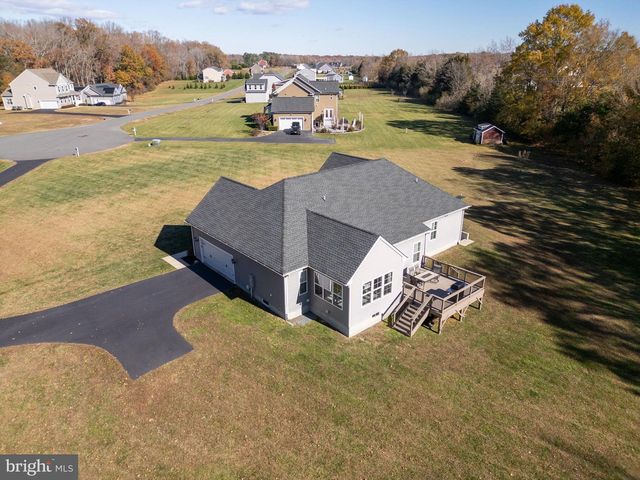 245 SADDLE RIDGE LN, Fredericksburg, VA 22406