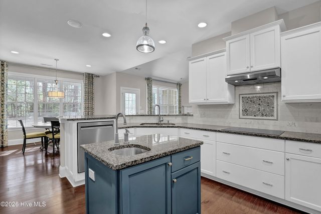 39 Excalibur Point, Hampstead, NC 28443