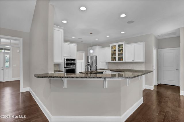 39 Excalibur Point, Hampstead, NC 28443