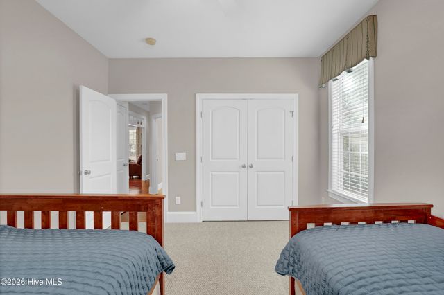 39 Excalibur Point, Hampstead, NC 28443