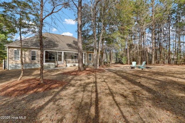 39 Excalibur Point, Hampstead, NC 28443
