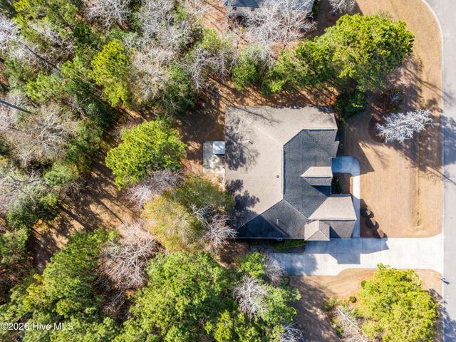 39 Excalibur Point, Hampstead, NC 28443