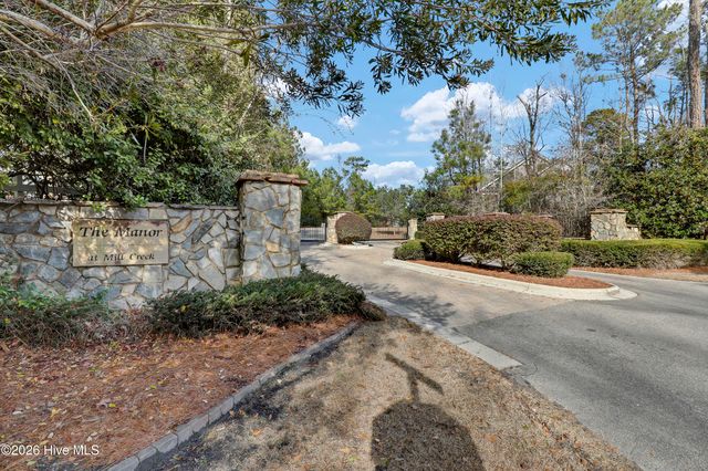 39 Excalibur Point, Hampstead, NC 28443