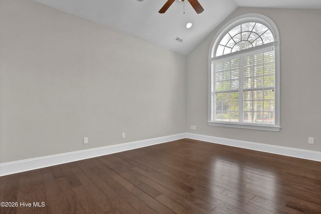 39 Excalibur Point, Hampstead, NC 28443