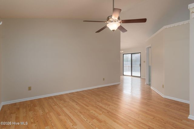 300 Quail Ridge Road, Jacksonville, NC 28546