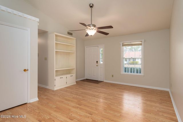 300 Quail Ridge Road, Jacksonville, NC 28546