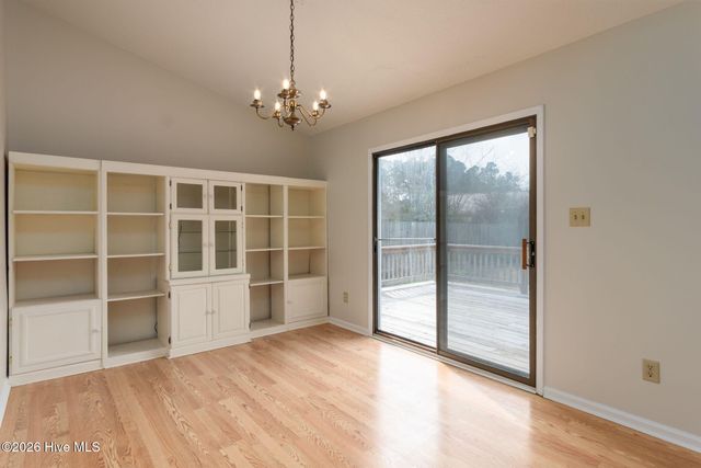 300 Quail Ridge Road, Jacksonville, NC 28546