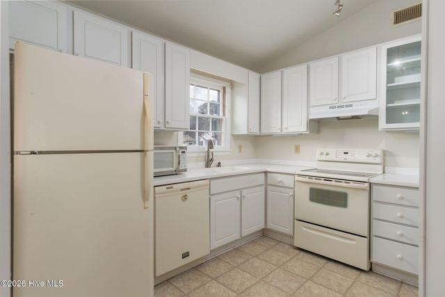 300 Quail Ridge Road, Jacksonville, NC 28546