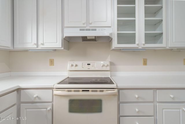 300 Quail Ridge Road, Jacksonville, NC 28546