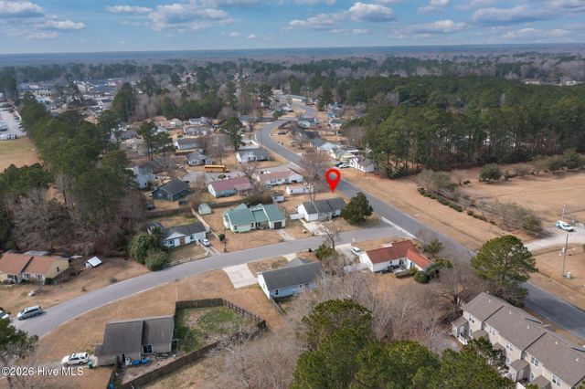 300 Quail Ridge Road, Jacksonville, NC 28546