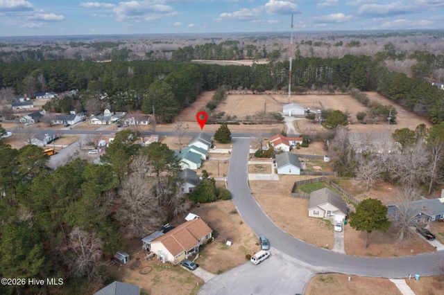 300 Quail Ridge Road, Jacksonville, NC 28546