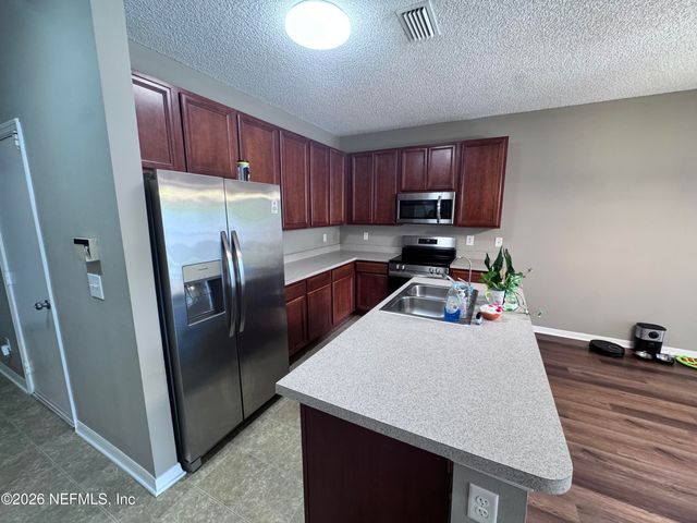 5216 BRIGHTON PARK Lane, Jacksonville, FL 32210