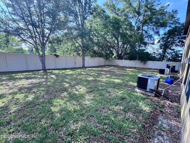 5216 BRIGHTON PARK Lane, Jacksonville, FL 32210