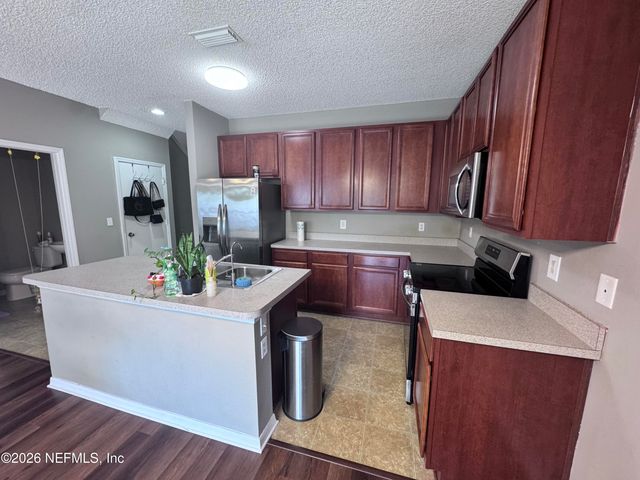5216 BRIGHTON PARK Lane, Jacksonville, FL 32210