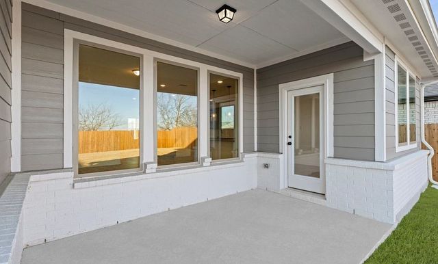 761 Waterhouse Lake Drive, Anna, TX 75409