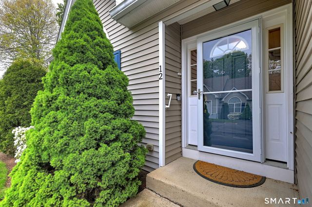 30 Prosperity Court 12, Southington, CT 06489