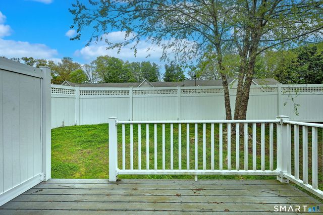 30 Prosperity Court 12, Southington, CT 06489