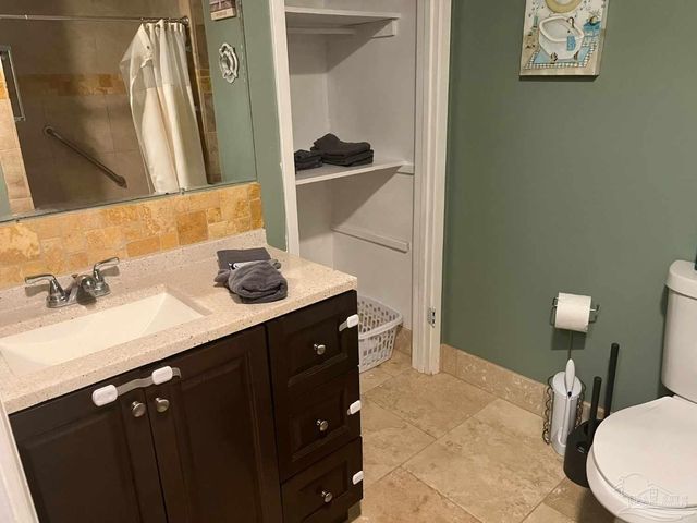 5160 Arrowhead Rd, Pensacola, FL 32507