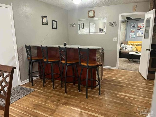 5160 Arrowhead Rd, Pensacola, FL 32507