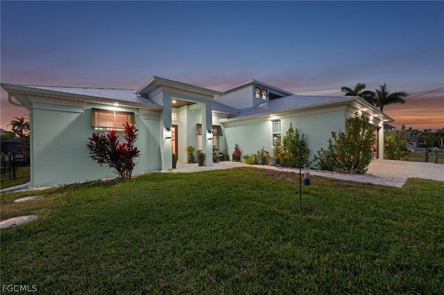 2449 Macadamia ST, St James City, FL 33956