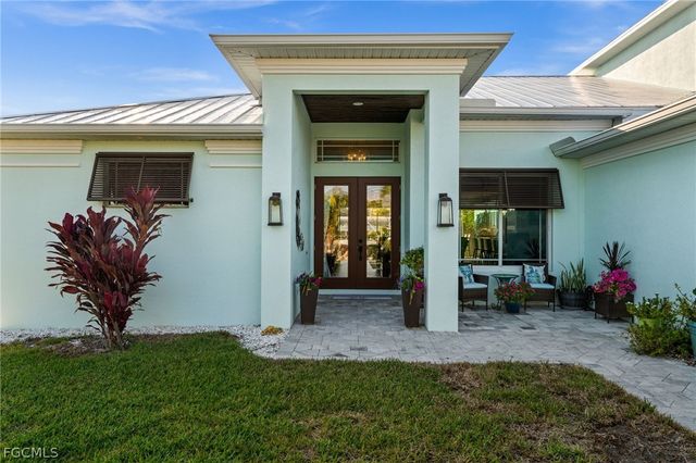 2449 Macadamia ST, St James City, FL 33956