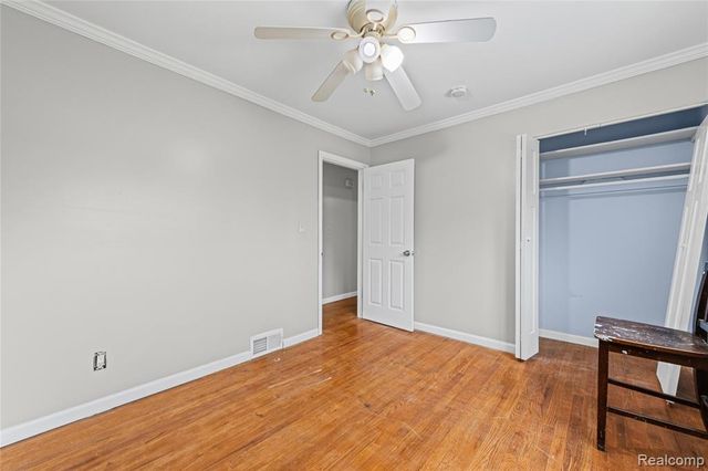 30507 Austin Drive, Warren, MI 48092