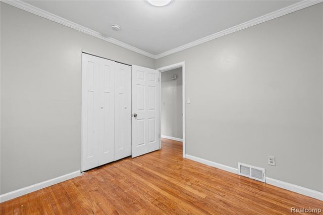 30507 Austin Drive, Warren, MI 48092