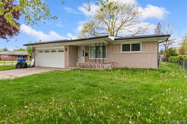 30507 Austin Drive, Warren, MI 48092