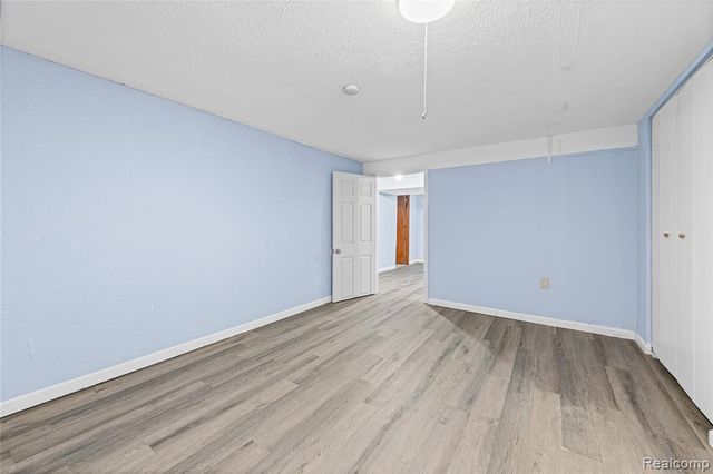 30507 Austin Drive, Warren, MI 48092