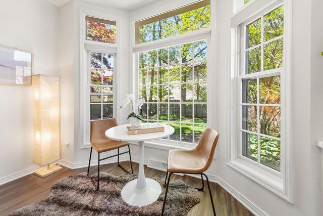 824 E Glen AVENUE, Whitefish Bay, WI 53217