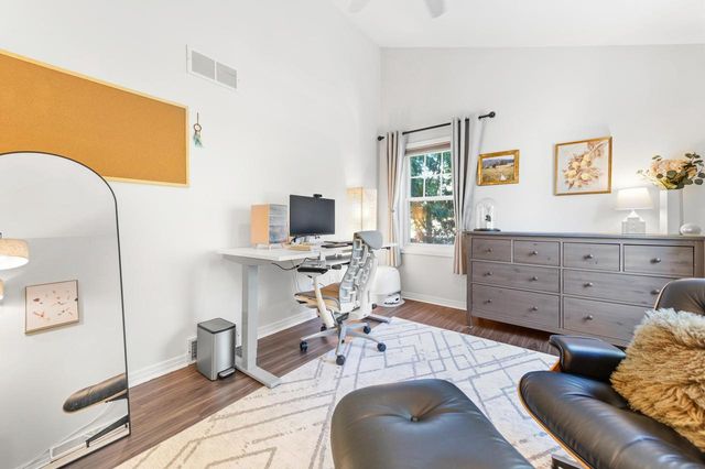 824 E Glen AVENUE, Whitefish Bay, WI 53217