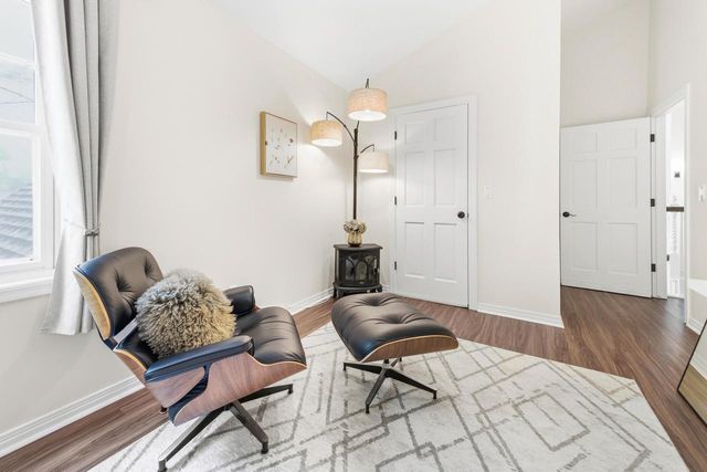 824 E Glen AVENUE, Whitefish Bay, WI 53217