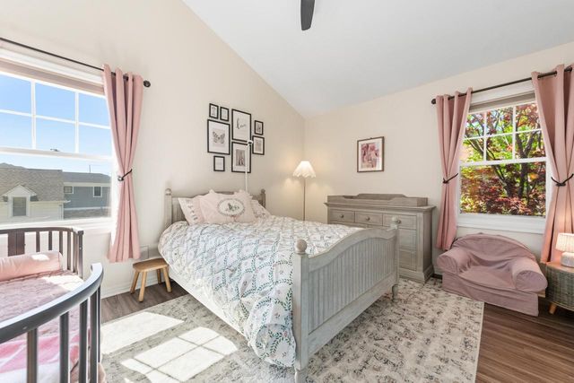 824 E Glen AVENUE, Whitefish Bay, WI 53217
