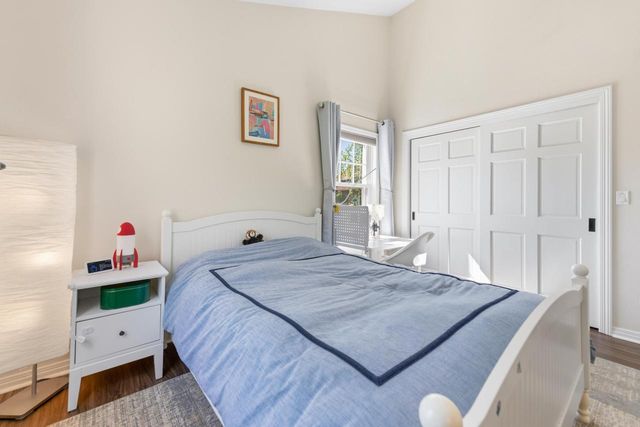 824 E Glen AVENUE, Whitefish Bay, WI 53217