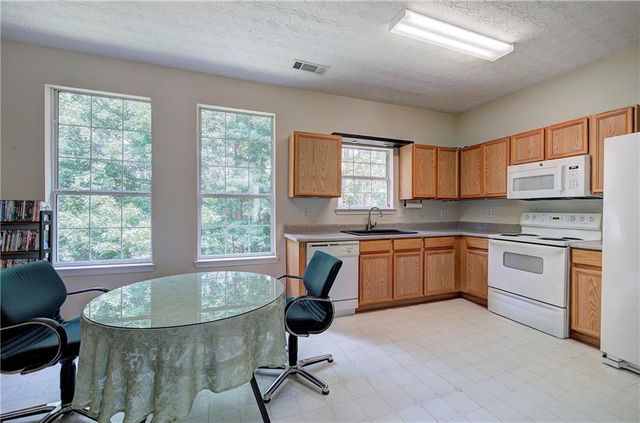 105 Timber Ridge Drive, Cartersville, GA 30121