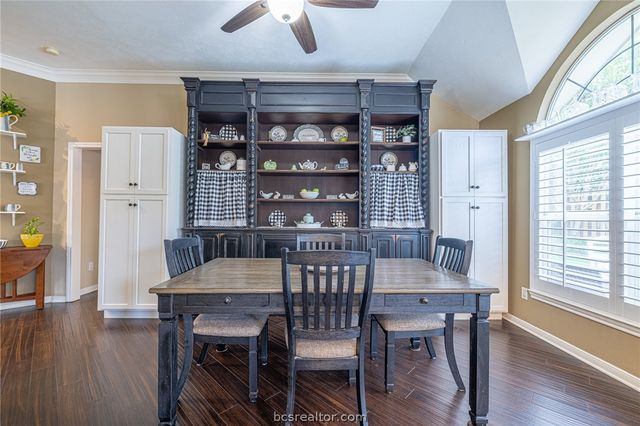 2633 Trophy Drive, Bryan, TX 77802