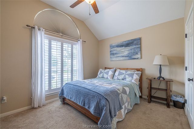 2633 Trophy Drive, Bryan, TX 77802