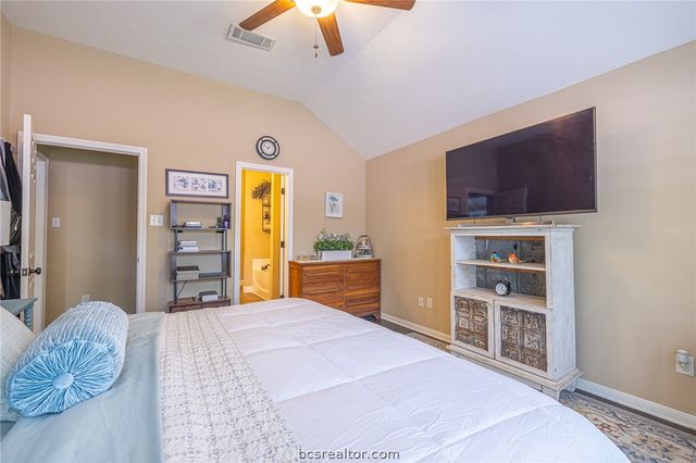 2633 Trophy Drive, Bryan, TX 77802