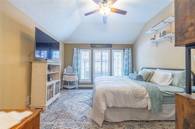 2633 Trophy Drive, Bryan, TX 77802