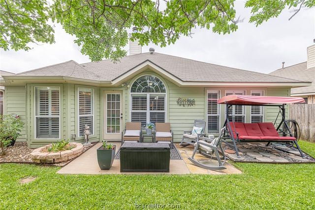 2633 Trophy Drive, Bryan, TX 77802