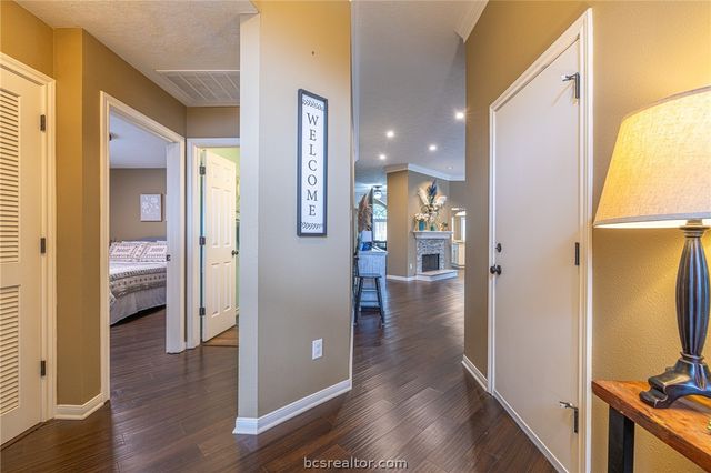 2633 Trophy Drive, Bryan, TX 77802