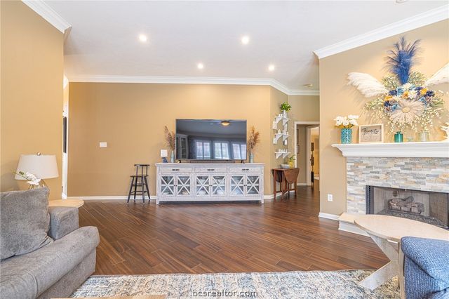 2633 Trophy Drive, Bryan, TX 77802