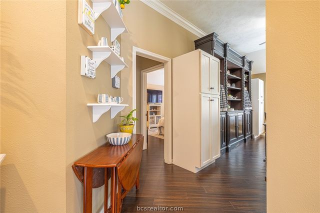 2633 Trophy Drive, Bryan, TX 77802